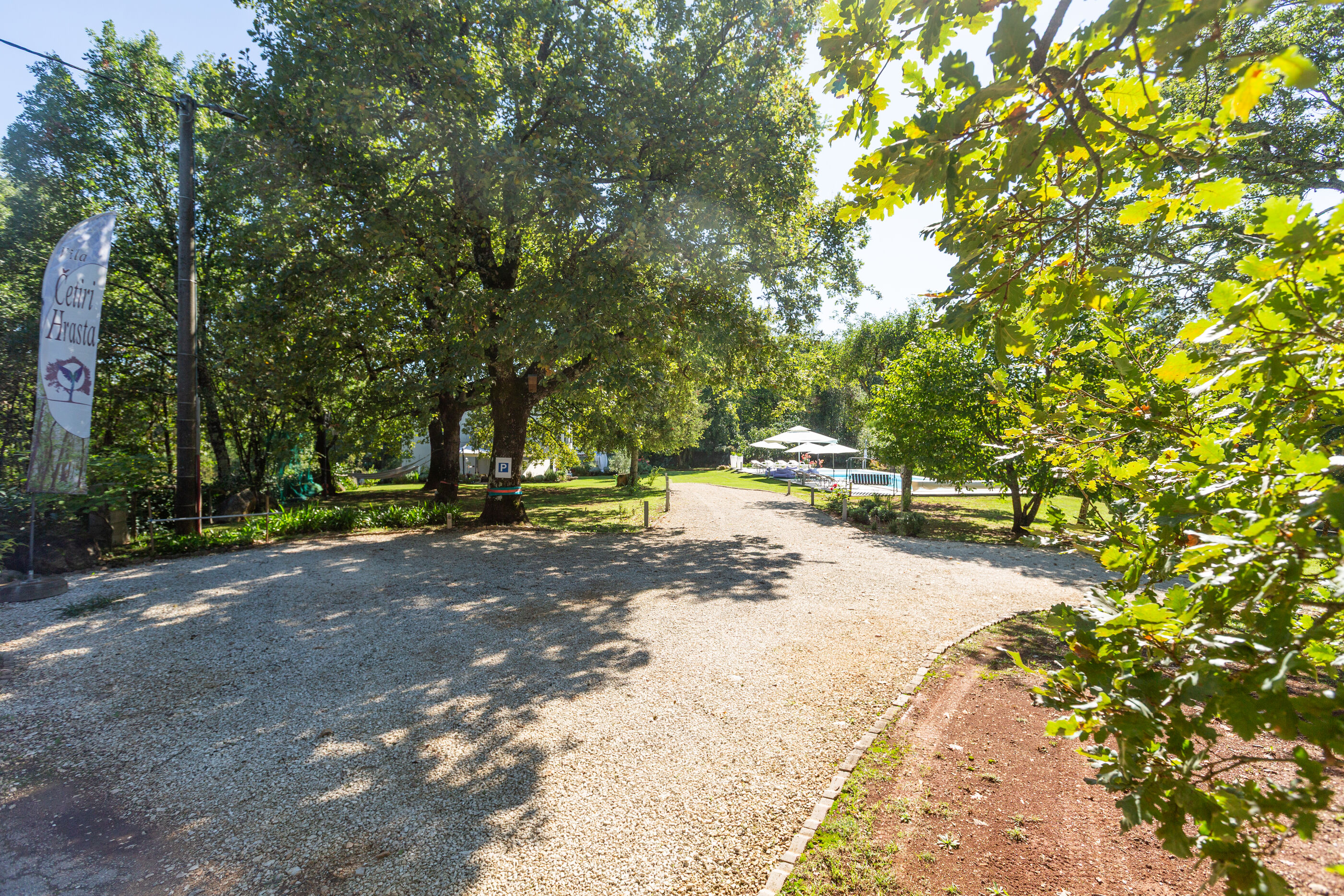 Photo of Apartments Cetri Hrasta